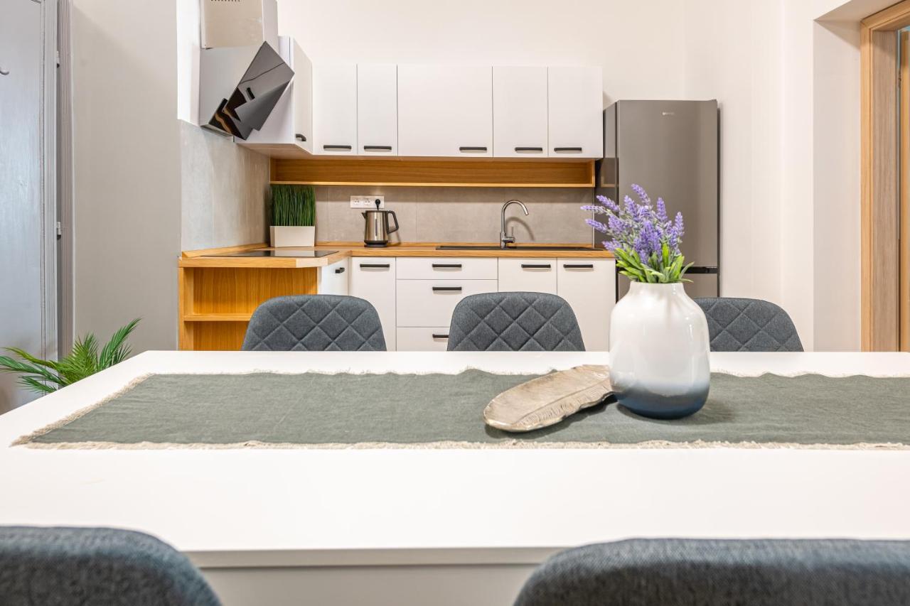 Deluxe Kazincy Apartment In The Heart Of Βουδαπέστη Εξωτερικό φωτογραφία