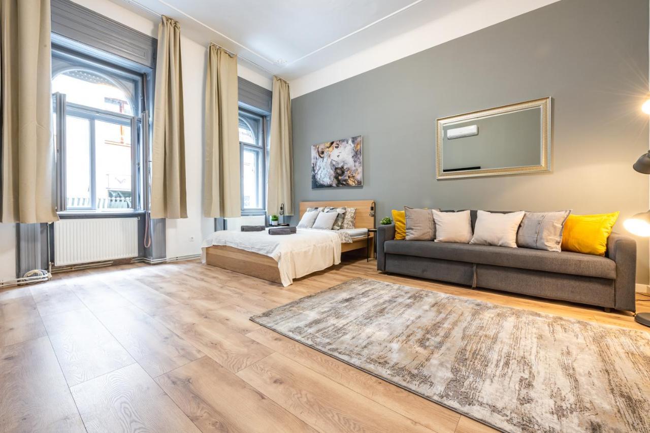 Deluxe Kazincy Apartment In The Heart Of Βουδαπέστη Εξωτερικό φωτογραφία