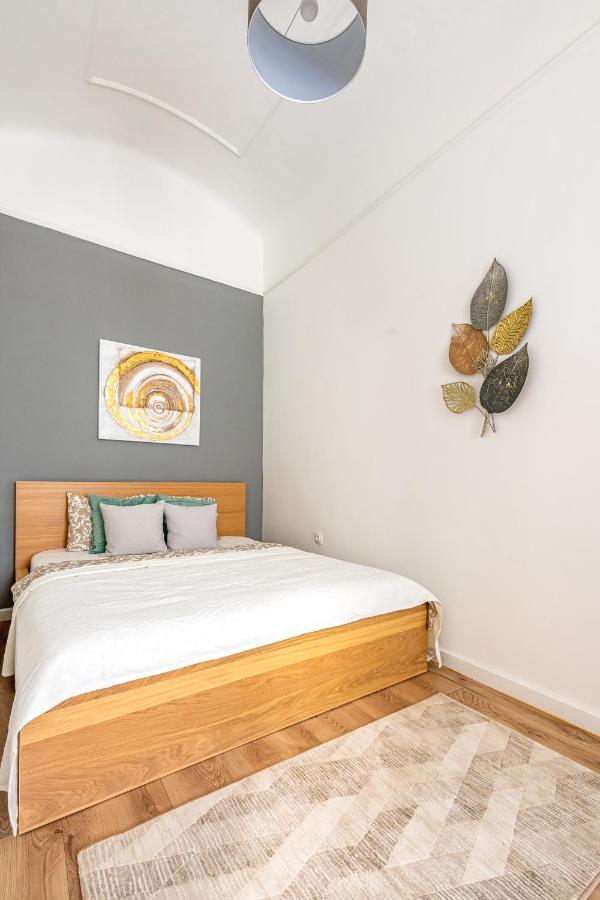 Deluxe Kazincy Apartment In The Heart Of Βουδαπέστη Εξωτερικό φωτογραφία
